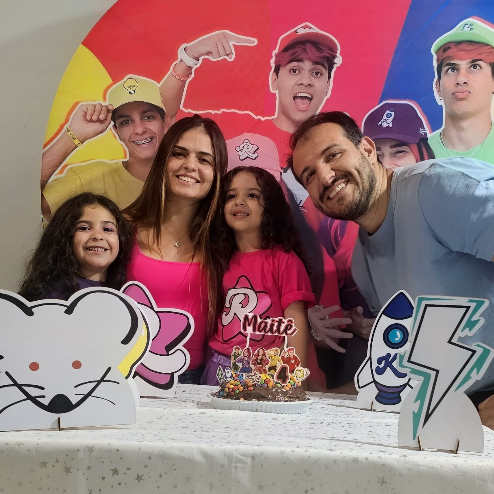 Festa de 4 anos da Maitê em família
